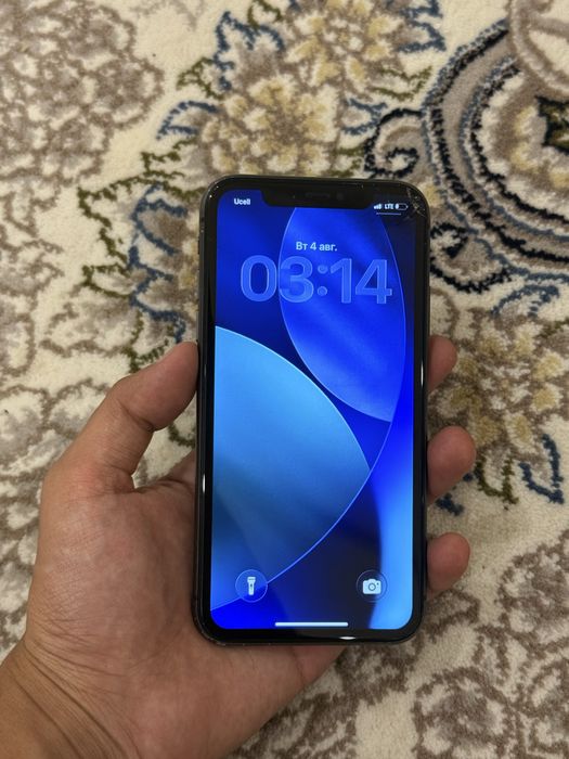 Iphone 11 64 LL/A