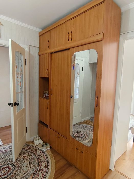 Продам мебель в прихожую