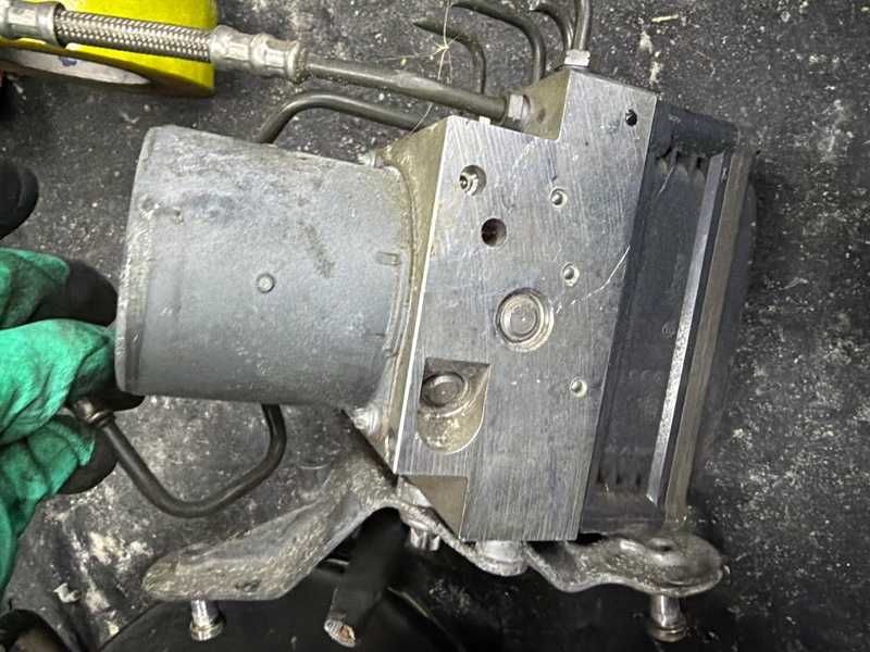 Блок ABS Mercedes-Benz E-Class W211