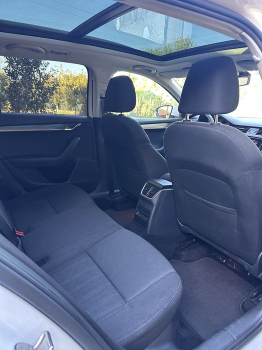 Skoda Octavia 2l DSG7 Panoramic