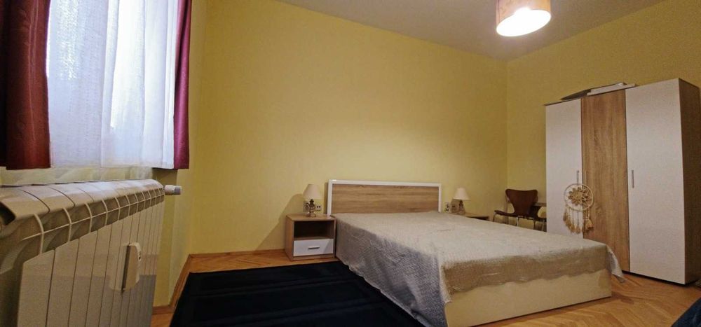 Дава се под наем Двустаен апартамент в София, Център - 80 кв.м за 700 € - Снимка #2