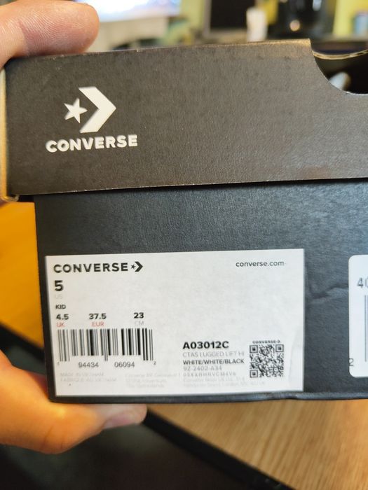 Converse albi inalti