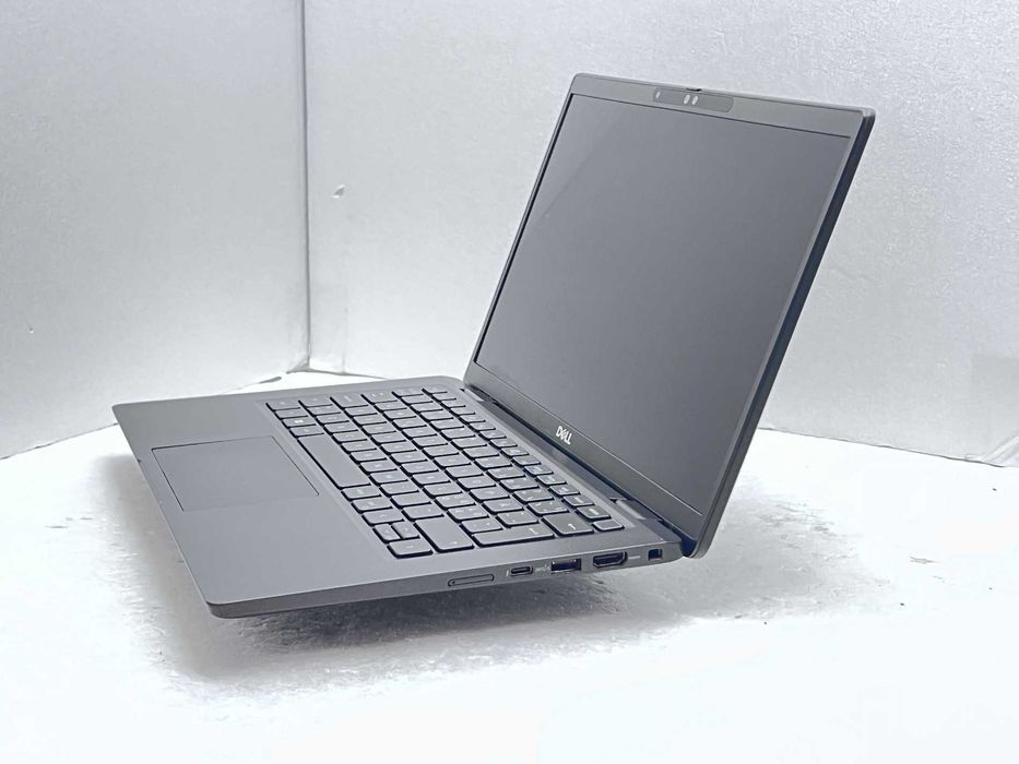 Dell Latitude 7330 13.3" i7-1265U 32GB DDR4 1020GB/ с гаранция