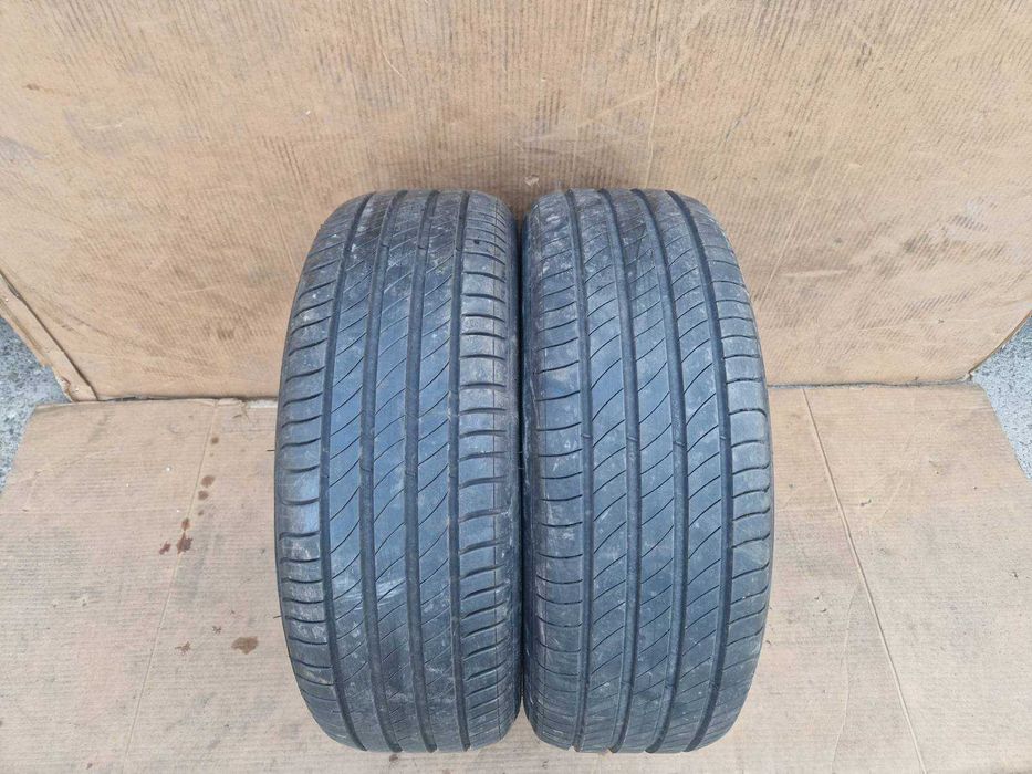 2 Michelin R17 215/55 Летни гуми  DOT4222
