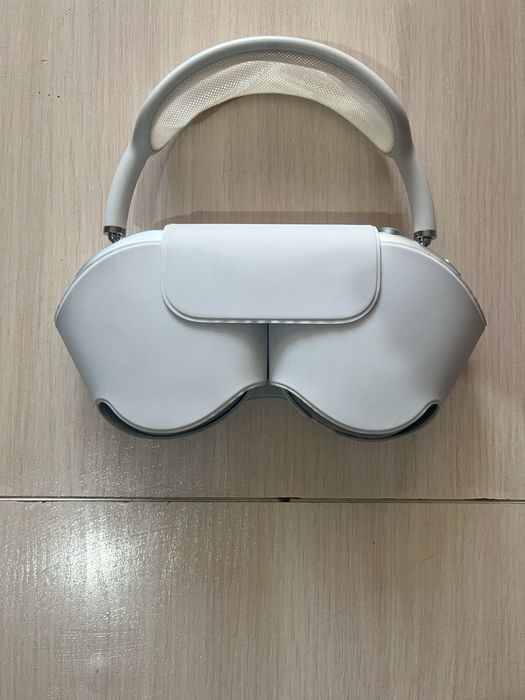 Продам AirPods Max оригинал