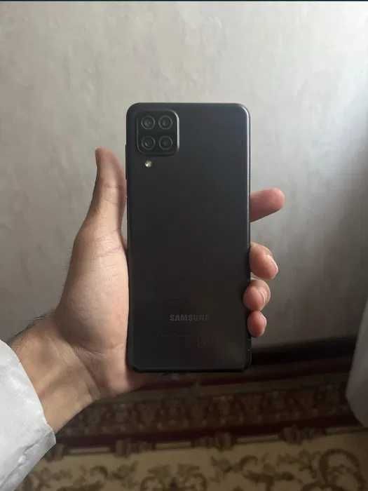 Samsung a 12 qora 32/3