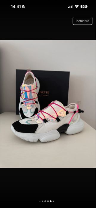 Sneakears Musette marimea 38