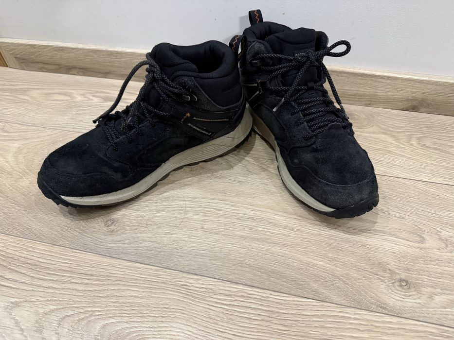 Мъжки юношески зимни обувки 42 Merrell