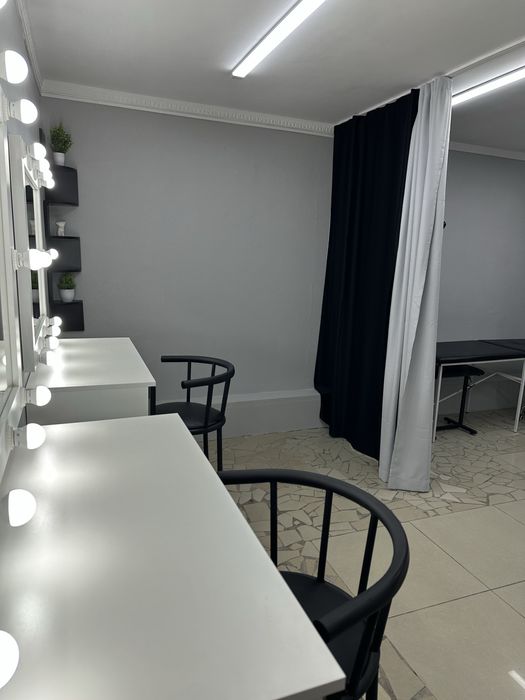 Сдам Рабочее место с кушеткой