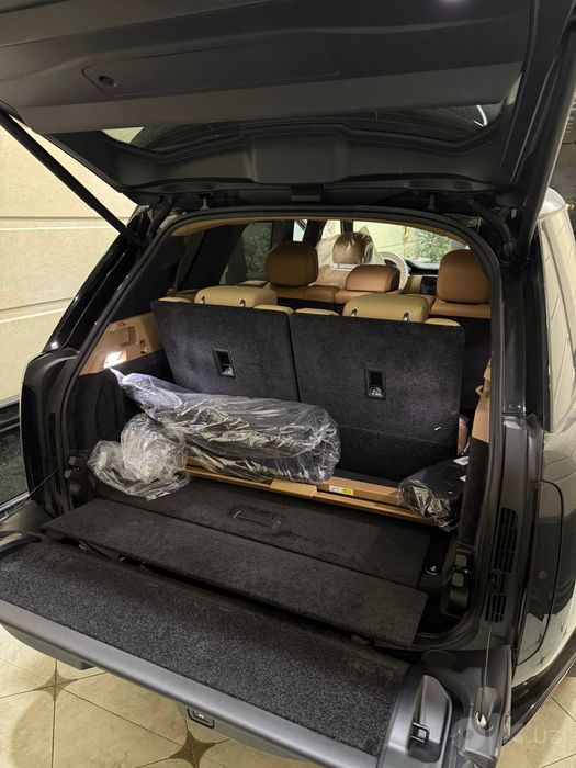 Range rover P530 LWB SE 7 seats