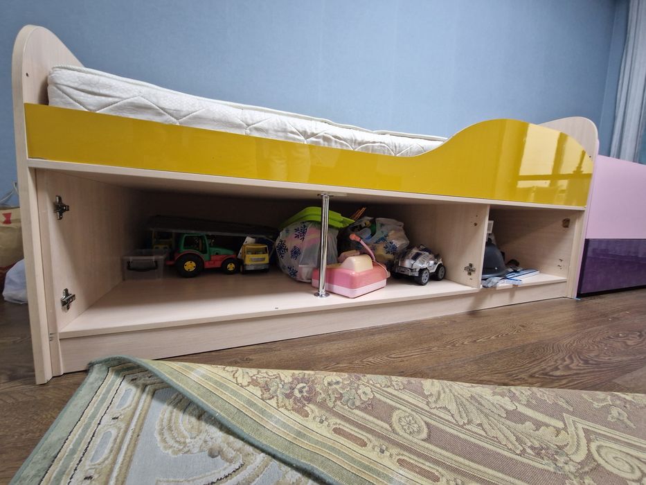 Продам детские кровати