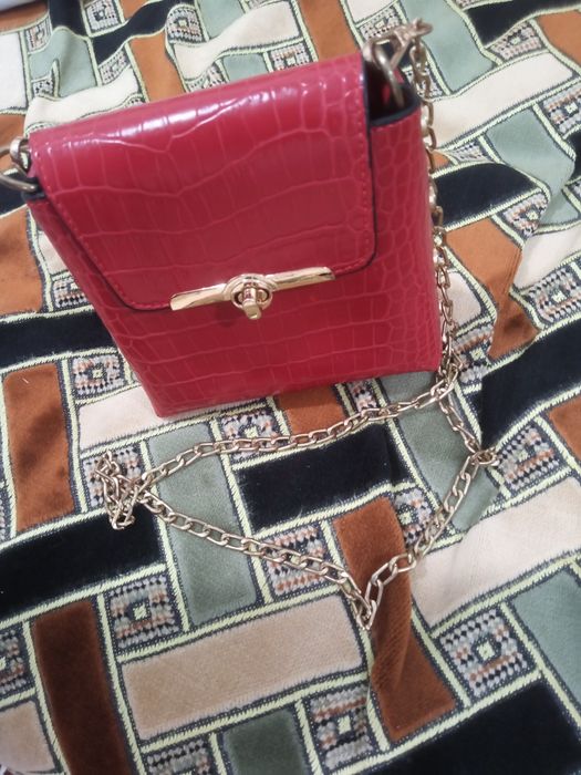 Сумочка 4000тенге.