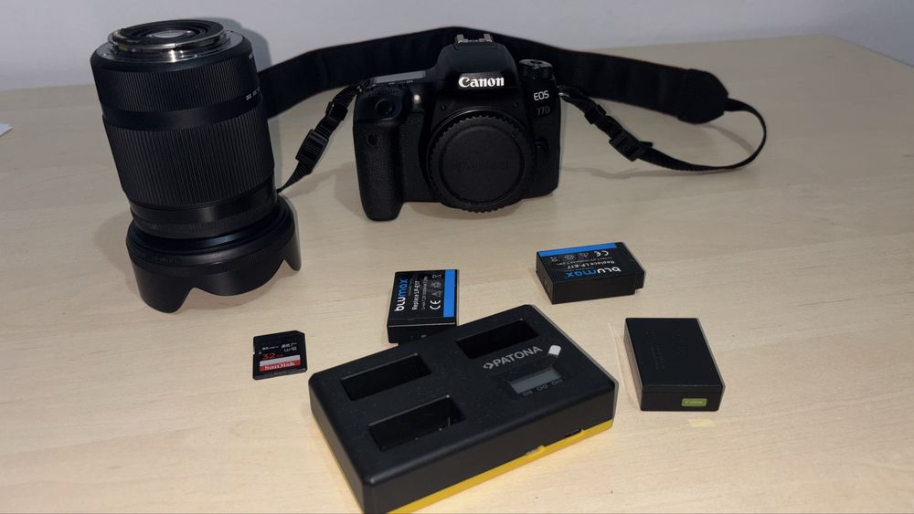 Kit complet Canon 77D + Sigma 18-300mm + Canon 50mm + YONGNUO YN685
