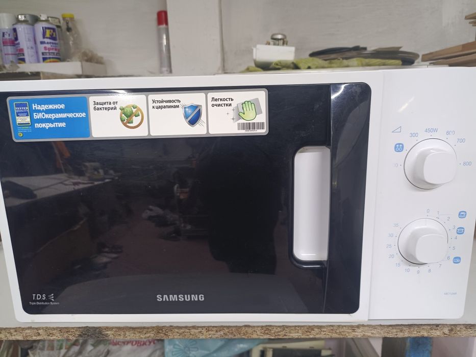 Продам микроволновку Панасонник 18000