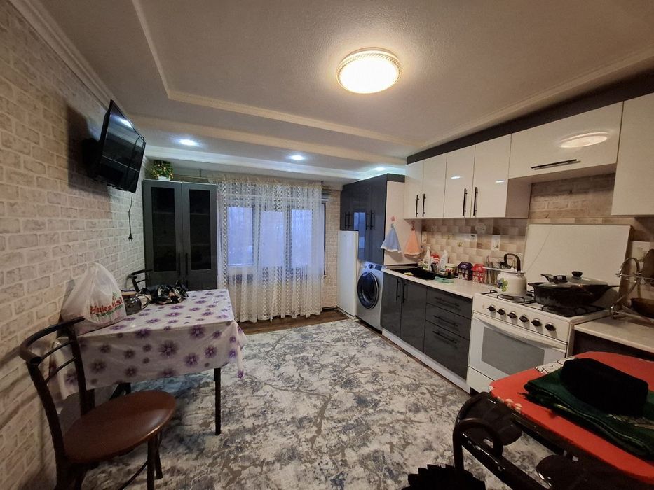 Продается 2 комнатная квартира