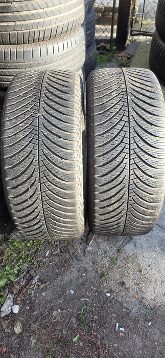 Гуми 2бр 225/45/17 - 1бр  - 99лв