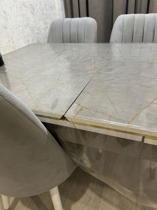 Продам стол+6 стулья