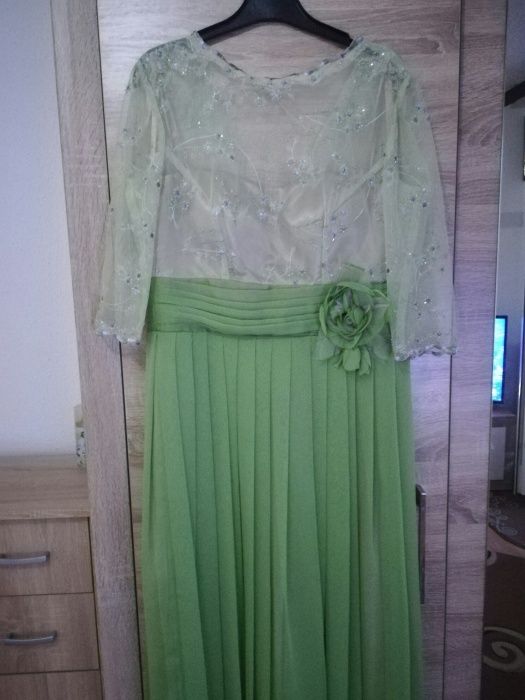 Rochie din voal cu dantelă