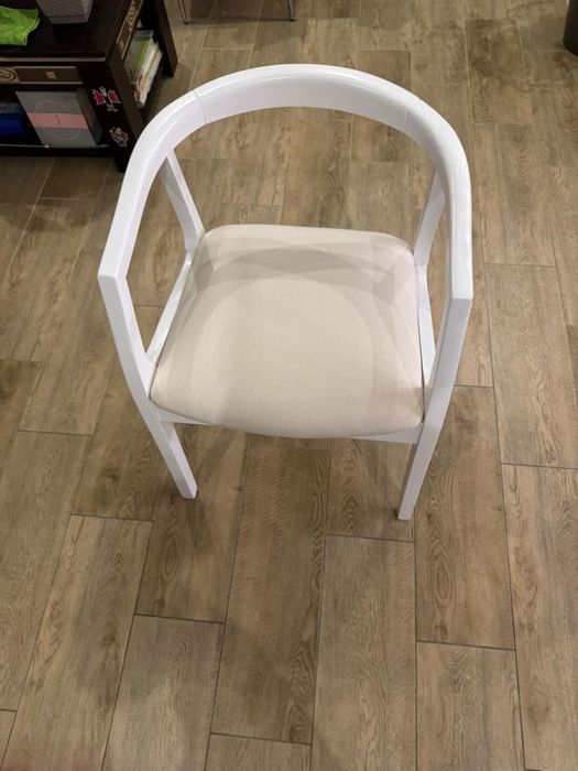 Стулья деревяные