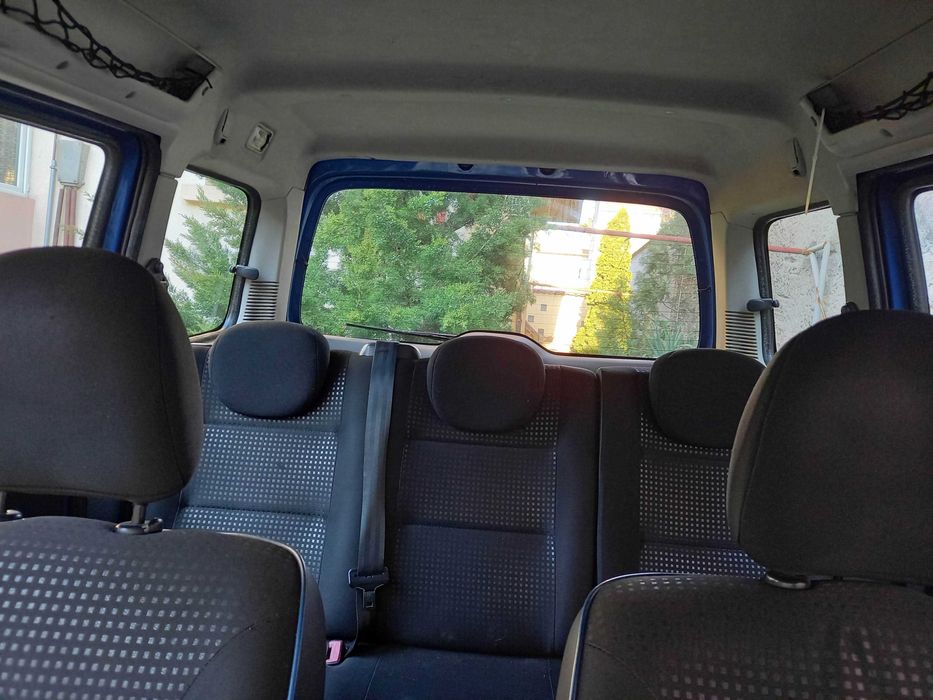 Peugeot Partner 2.0 D 6+1