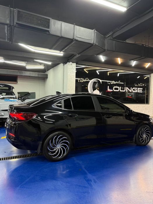 Продается Chevrolet Onix premier plus 2024 год