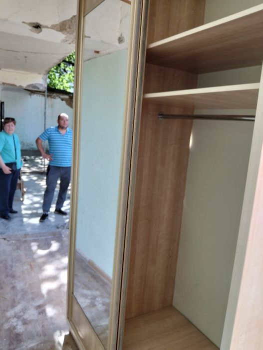 Продаю шкаф прихожий