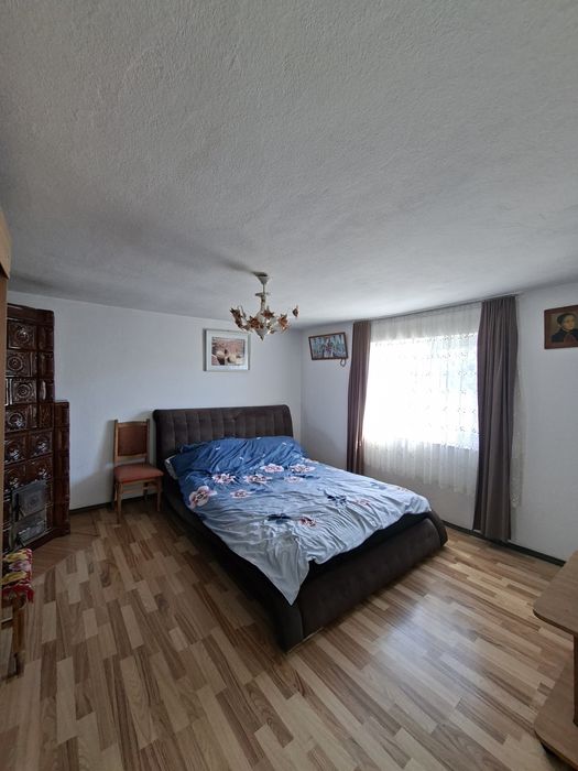 De vânzare: Gospodărie completă cu casă utilată, anexe, curte și livadă mare – 6.243 mp, Cuca (sat Cârcești), Argeș