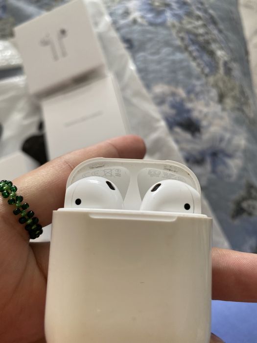 Продам AirPods2 ОРИГИНАЛ
