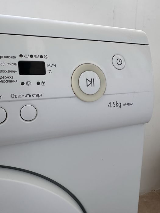 Стиральная машинка Samsung буу
