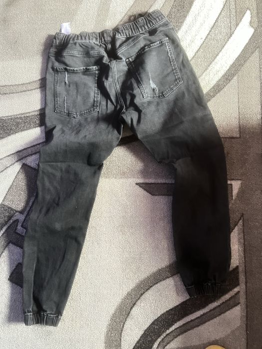 Мъжки дънки ,Bershka ,Zara