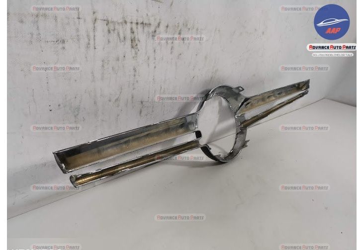 Орнамент Централна Решетка Радиатор оригинален Мерцедес-Бенц / Mercede