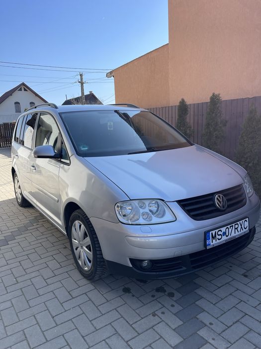 Volkswagen Touran 1.9 TDI -2006- 2300€ Negociabil