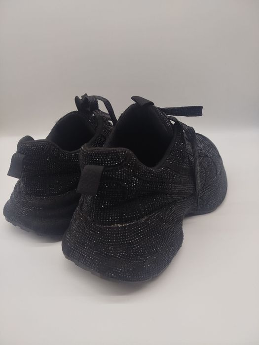 Кроссовки женские 39 размер