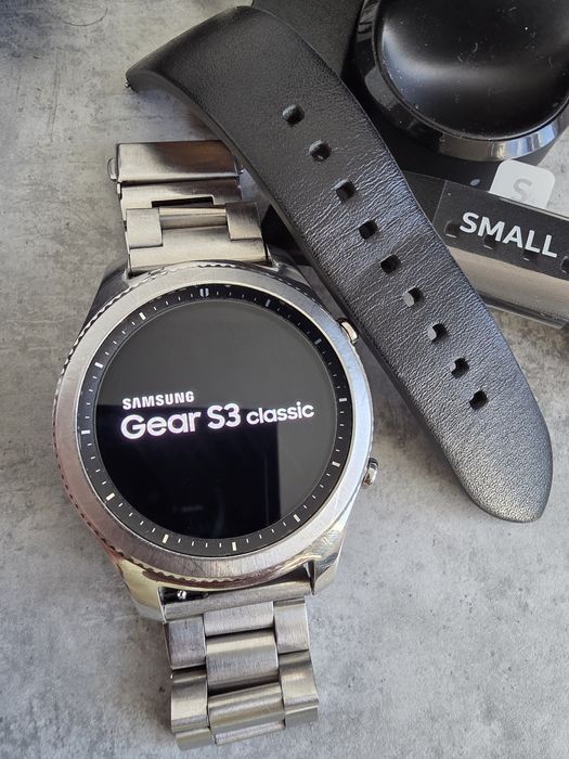 Ceas smartwatch Samsung Gear S3 Classic metalic