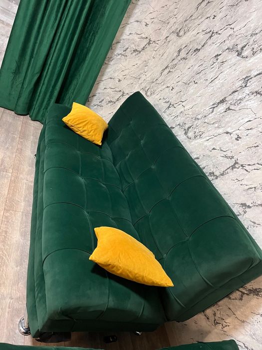 Продам 2 дивана.