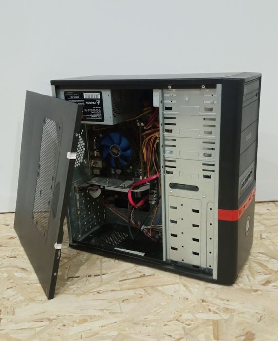 ПК, мышь, клавиатура, микрофон