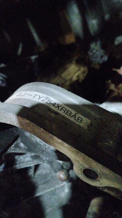 продам запчасти субару