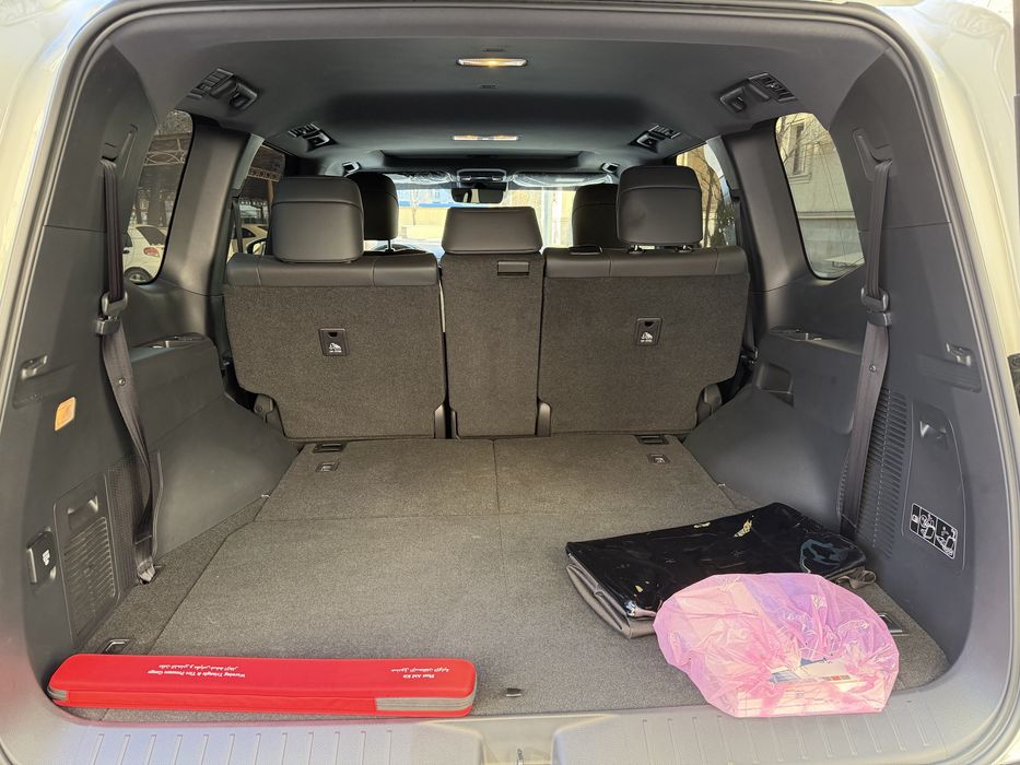 Ленд крузер 300 новая