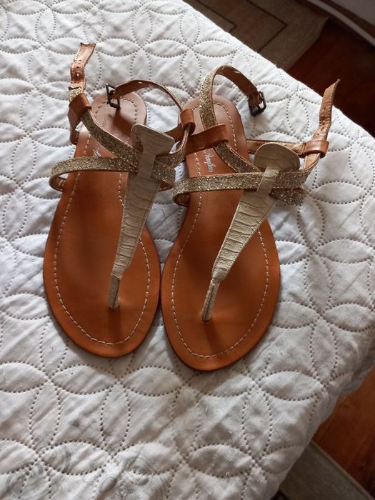 Дамски сандали номер 39 и боти 36 номер