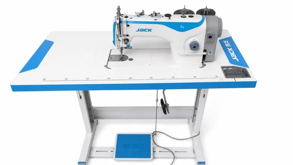 Швейная машина Jak F4