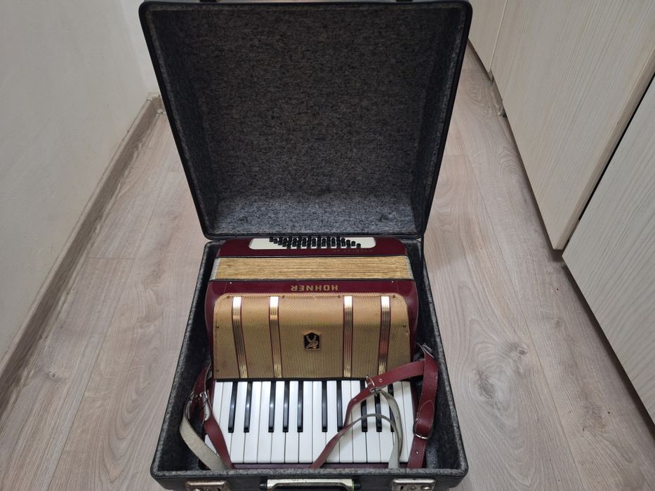 Acordeon "Hohner Starlet 40" 40 de bași