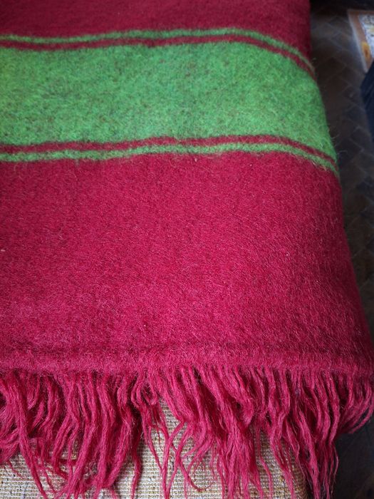 Вълнени селски одеала!