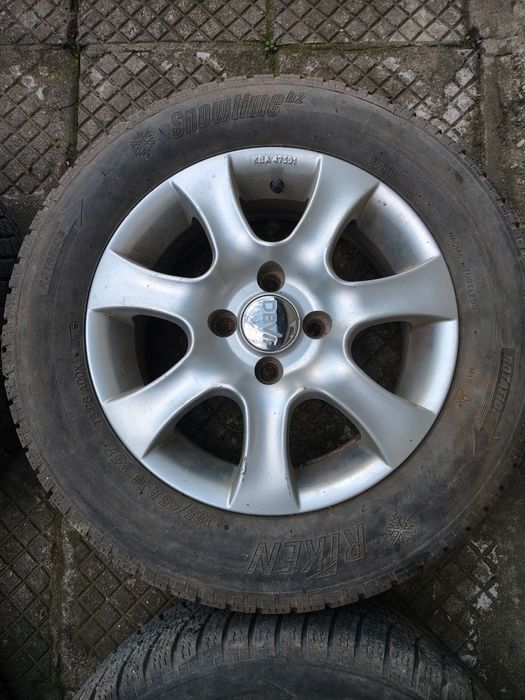 Джанти DBV KBA47591 5.5J 14" ET35 с гуми Riken 185/65 R14 86T