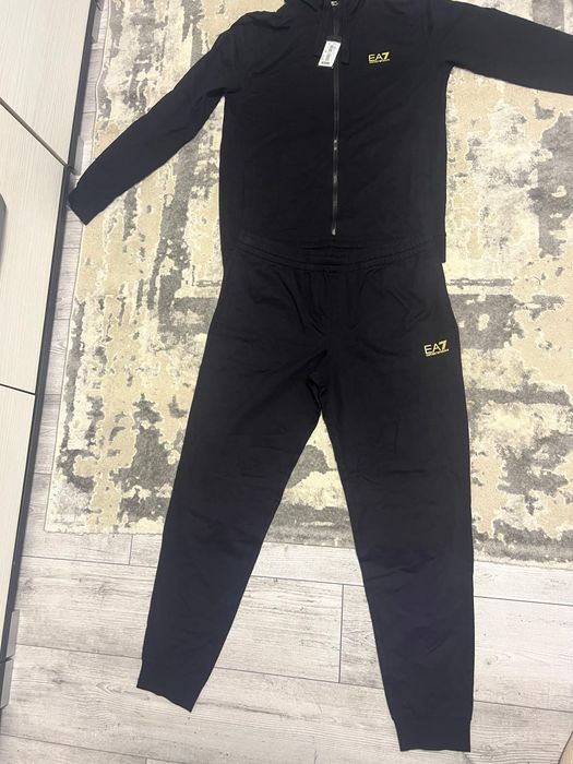 Trening armani ea7