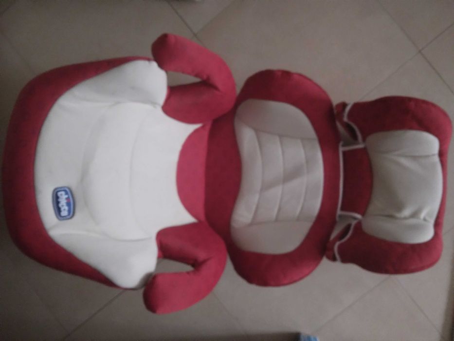 Scaun auto Chicco Max pentru copii 9-36 kg Grupa 1 - 2 - 3, stare buna