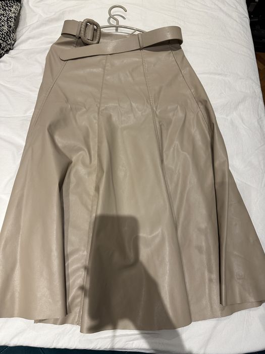 Fusta imitatie piele