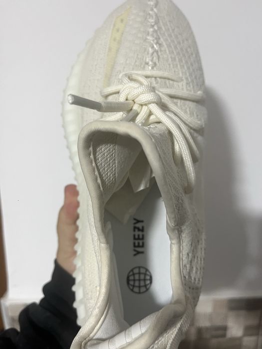 Yeezy white (marime 42;42 2/3)
