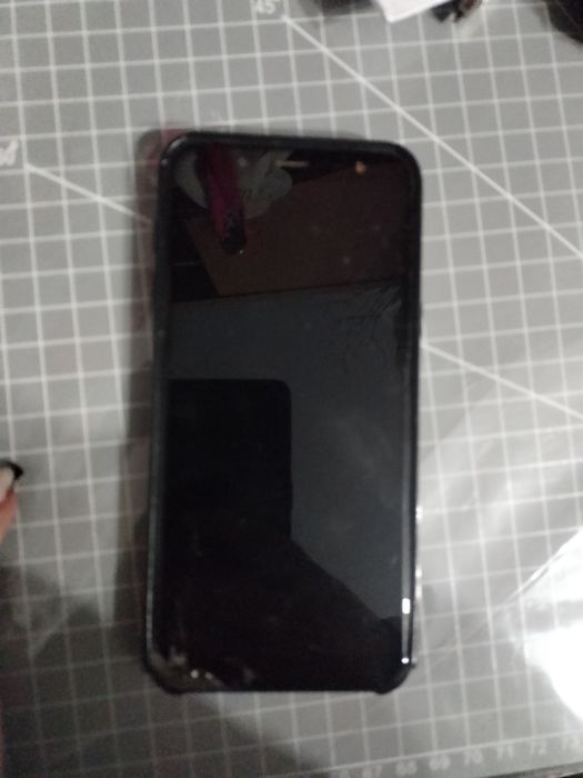 Продам Samsung Galaxy J6 (2018), модель SM-J600F/DS.