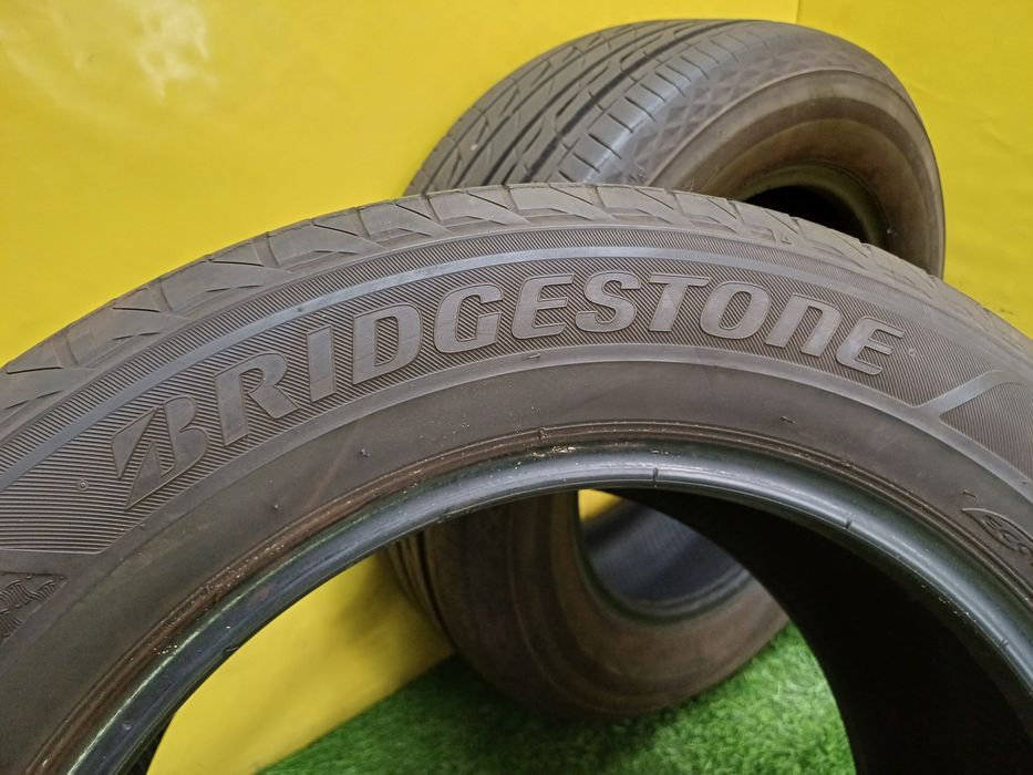 Шины 225/55 R16 Bridgestone пара.