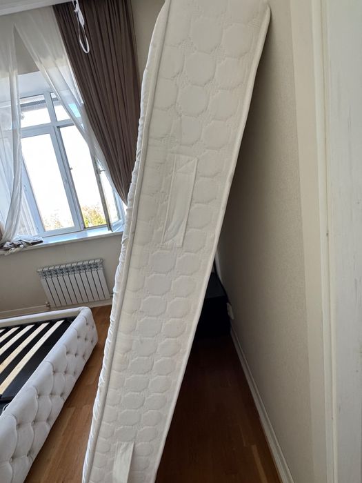 Матрас 200 х 180